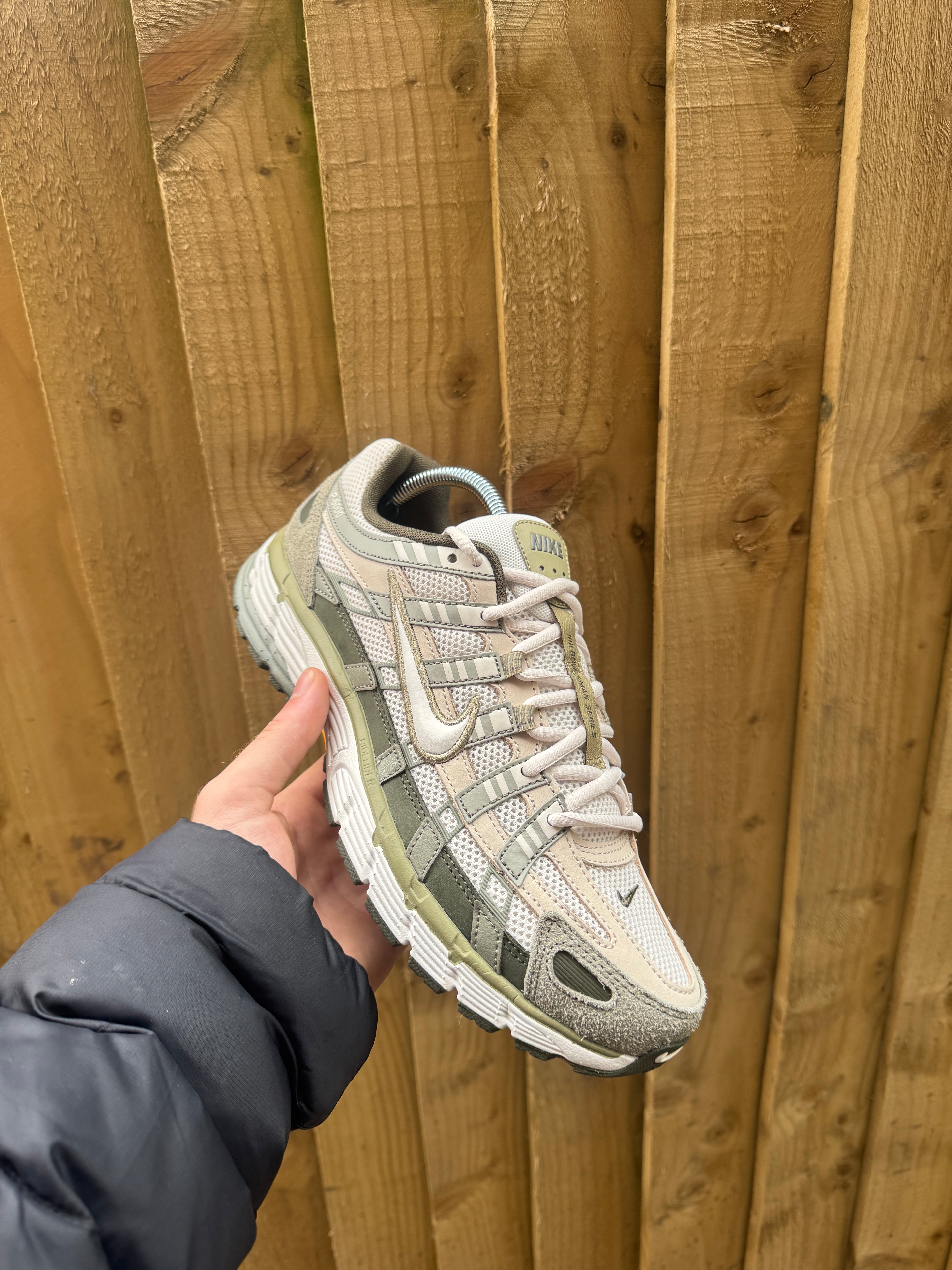 Nike P6000 Light Cargo Army Khaki